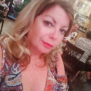 Meet your Posher, Jen